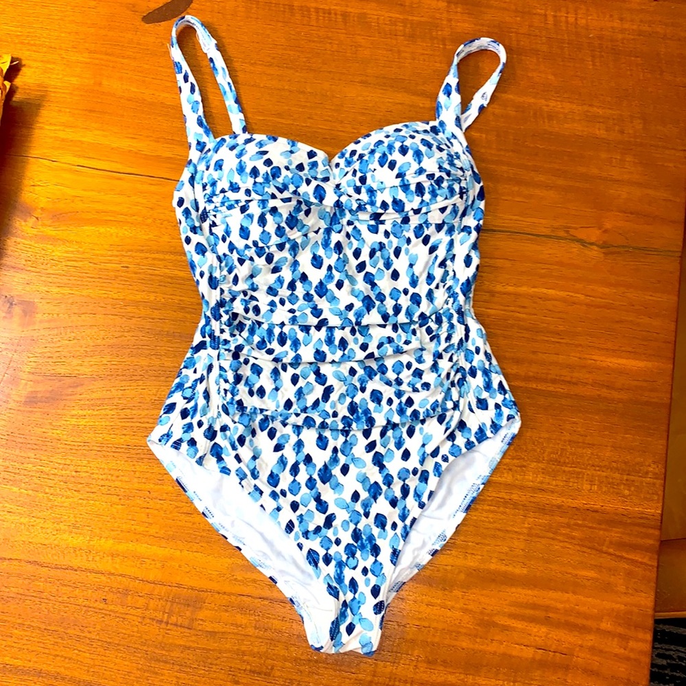 Niptuck Swim size 6 one piece